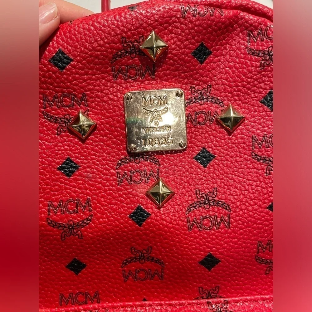 MCM visetos studded